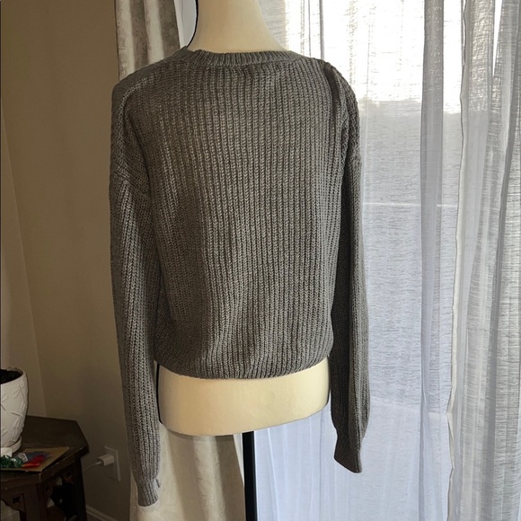 Forever 21 Gray Crew Neck Sweater - Picture 5 of 10